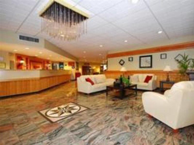 Quality Inn Кууквил Екстериор снимка