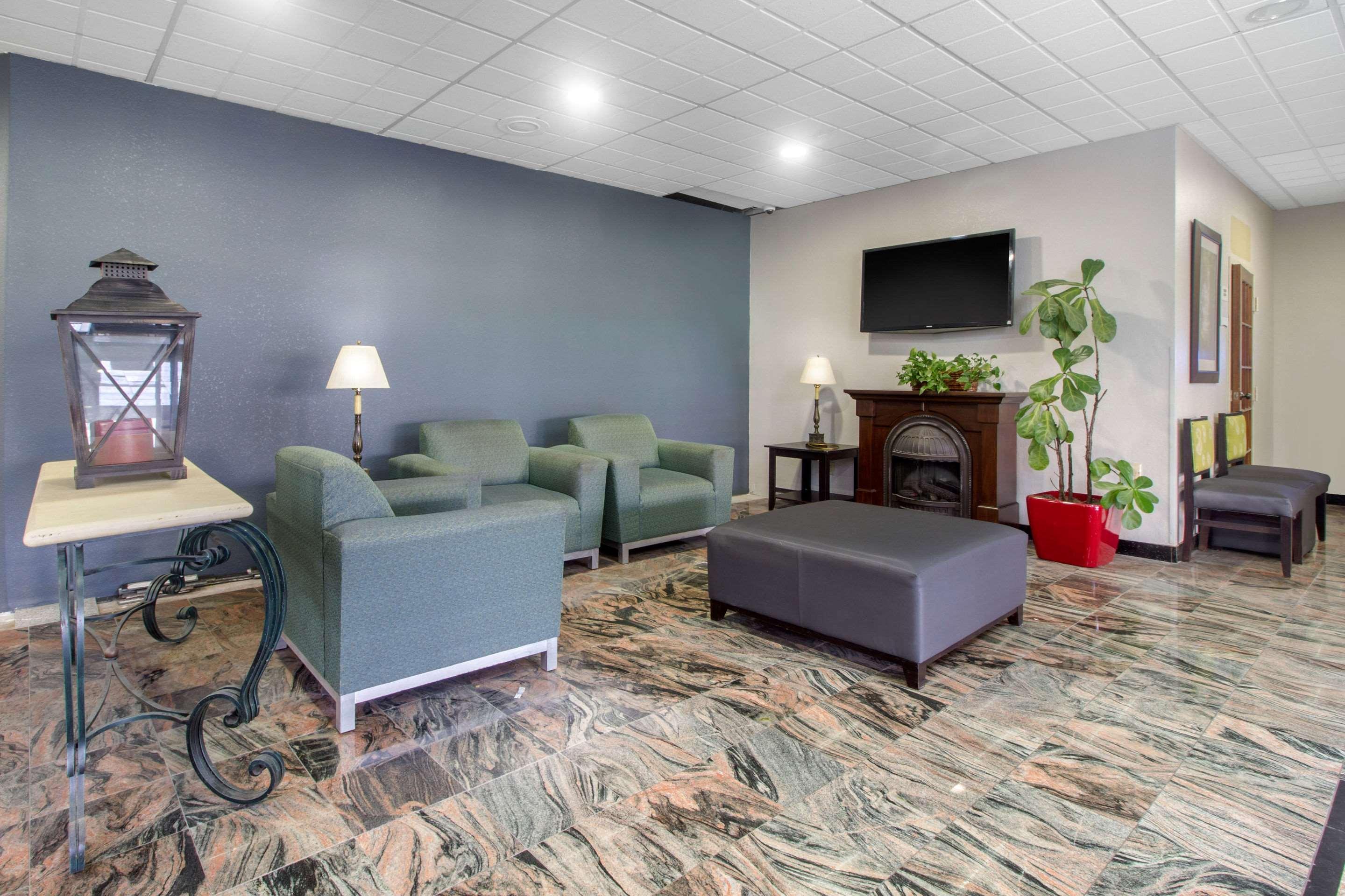Quality Inn Кууквил Екстериор снимка