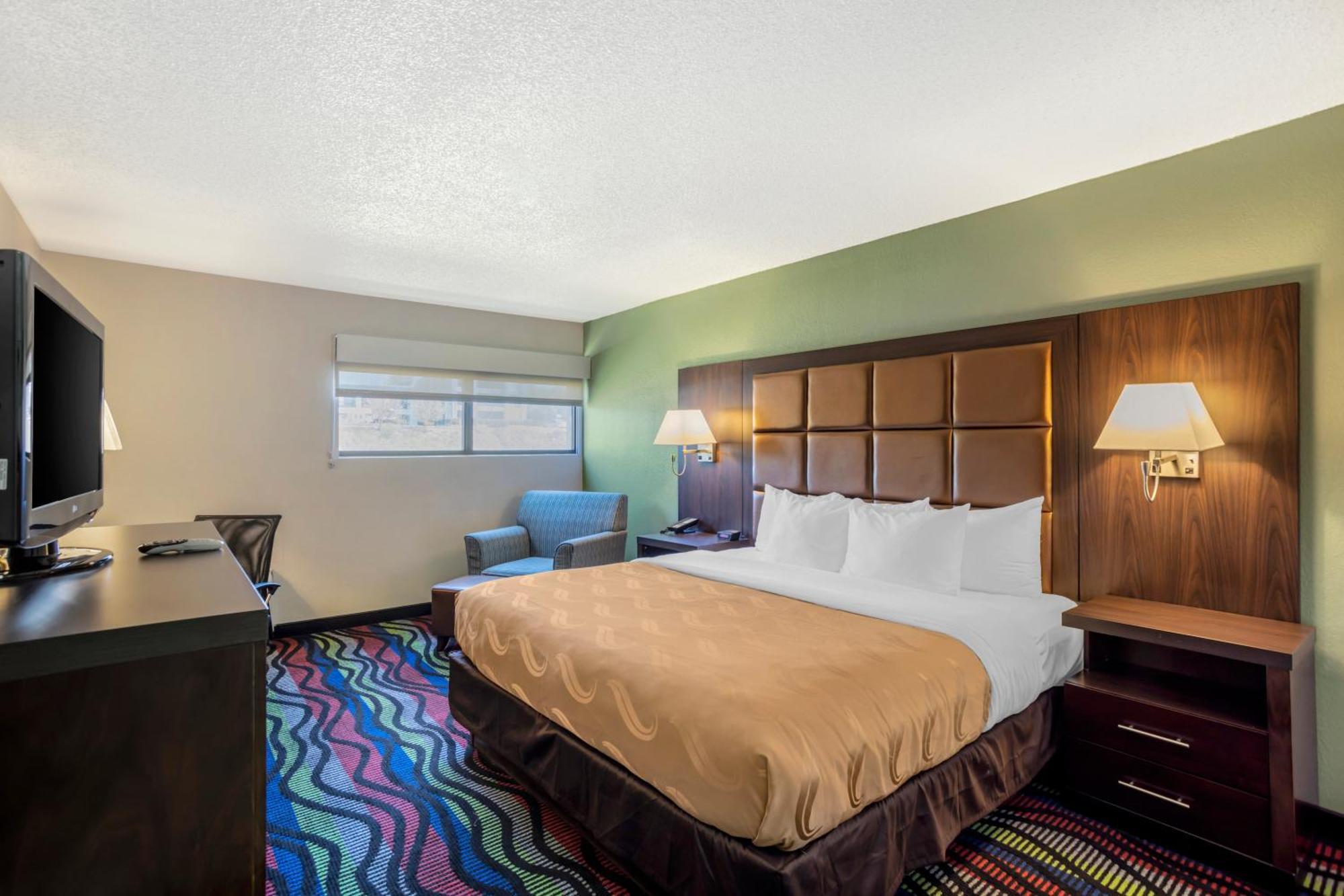 Quality Inn Кууквил Екстериор снимка