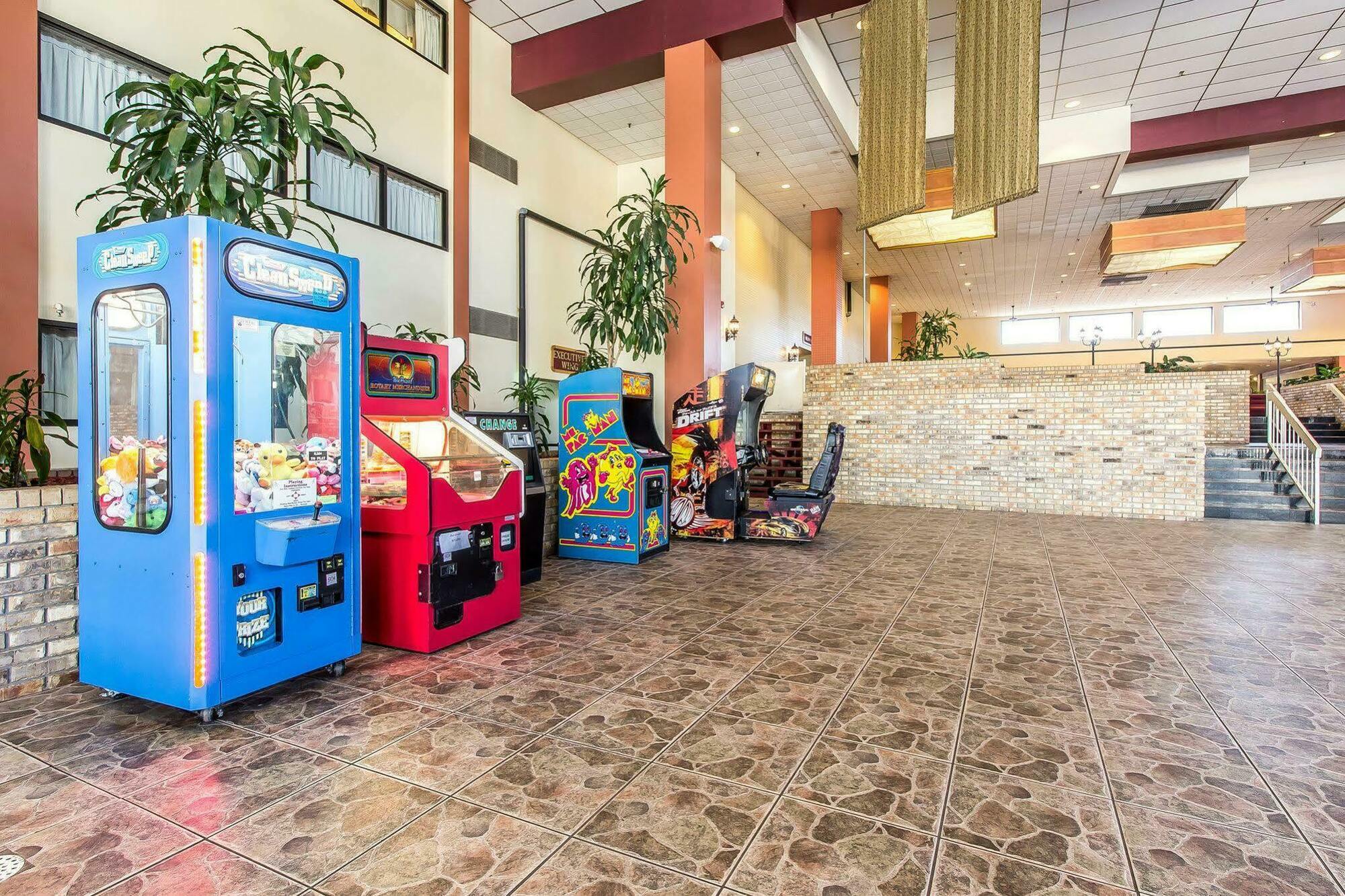 Quality Inn Кууквил Екстериор снимка